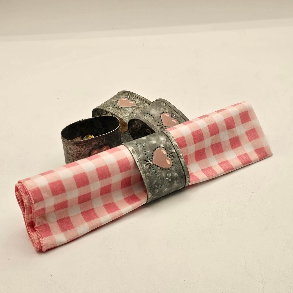 Galvanized Pink Heart Napkin Rings Rustic Farmhouse Set - Picture 5 of 5